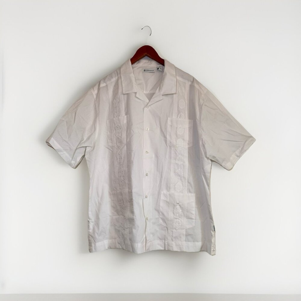 Cubavera White Guayabera Shirt XXL Embroidered Cuban Camp Resort Wedding
